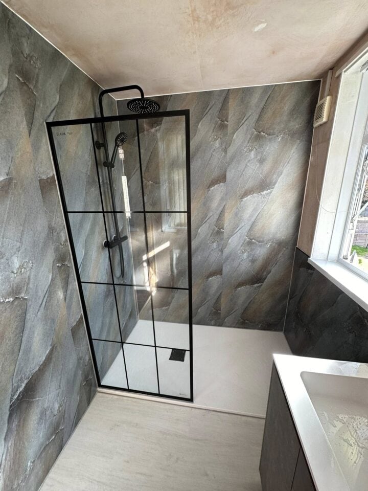 Bold Industrial Contrast Bathroom Refurb 02