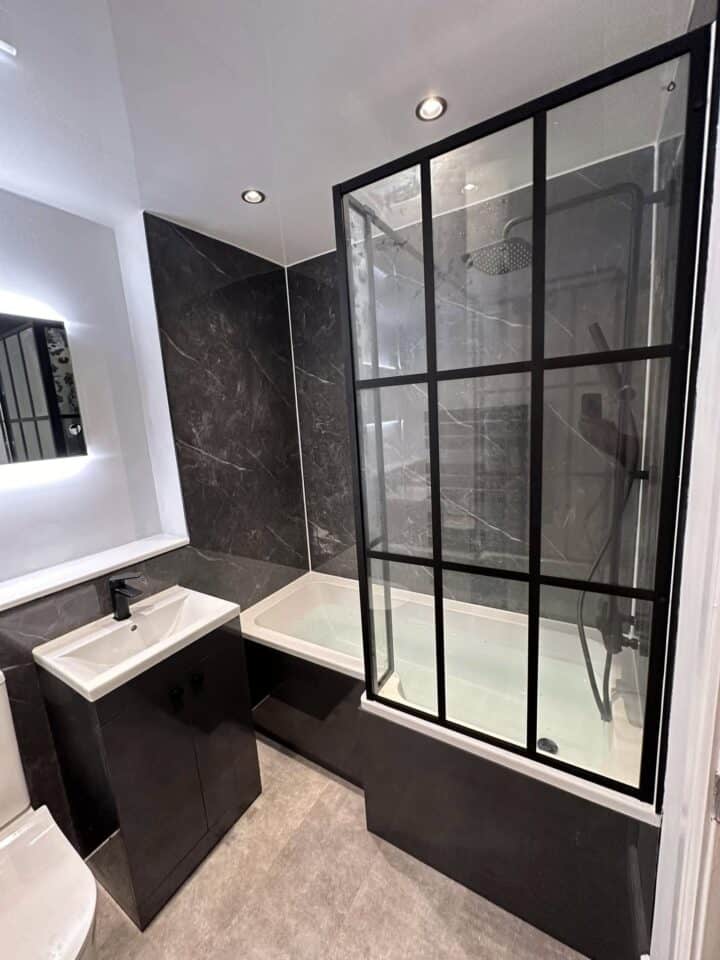 Dark Marble Drama Bathroom Refurb 03