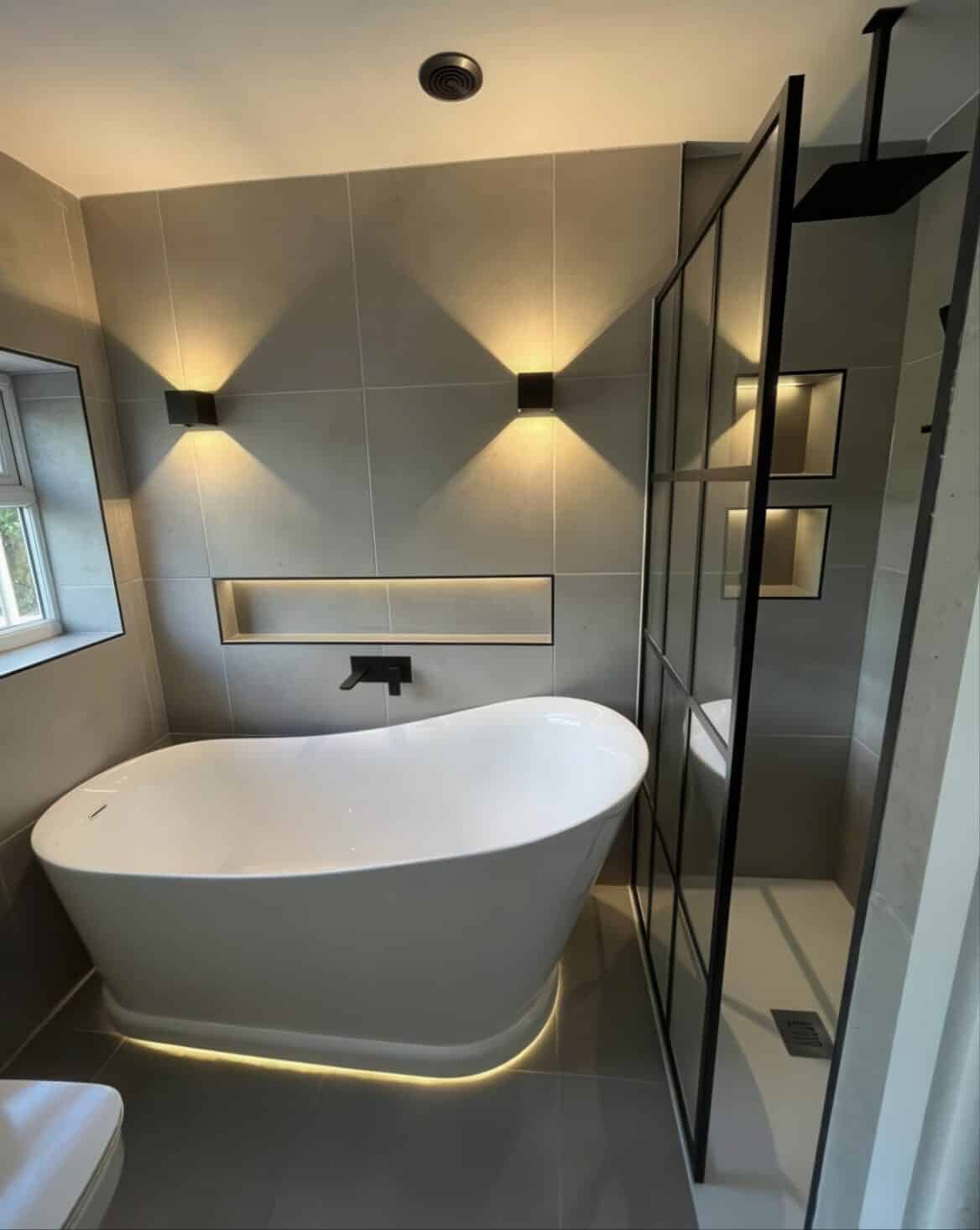Luxury Hotel Chic Bathroom Refurb 03xl