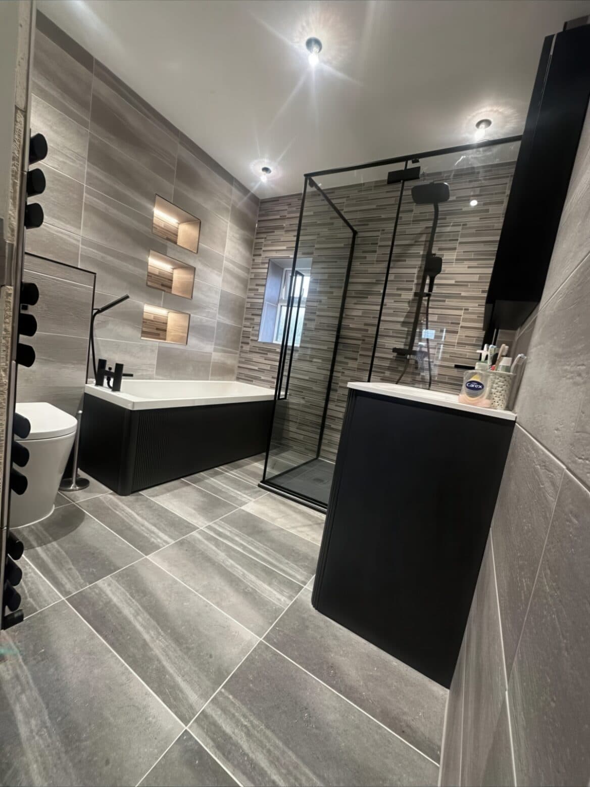 Textured Sophistication Bathroom Refurb 03xl